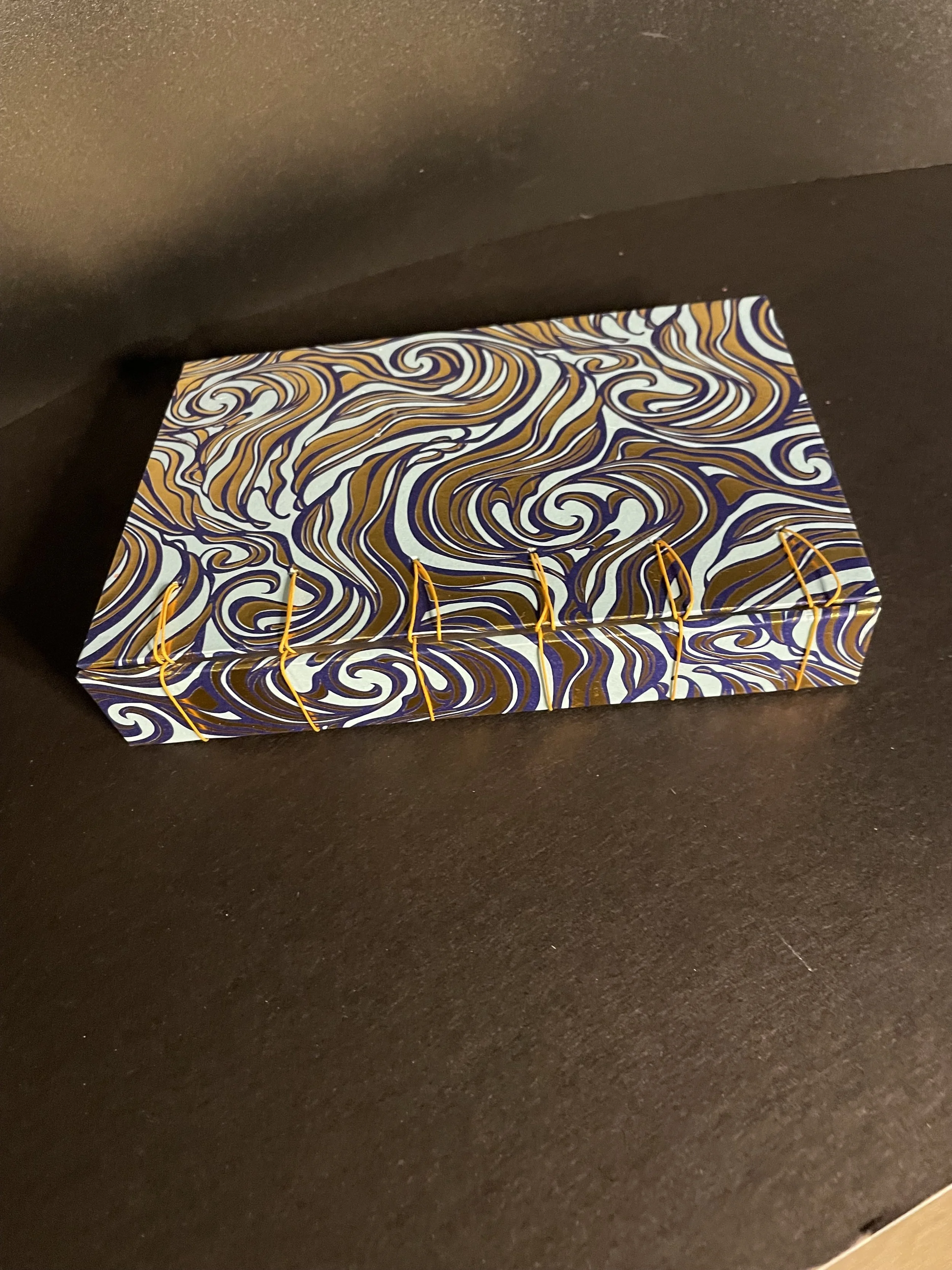 Glimmering Waves
