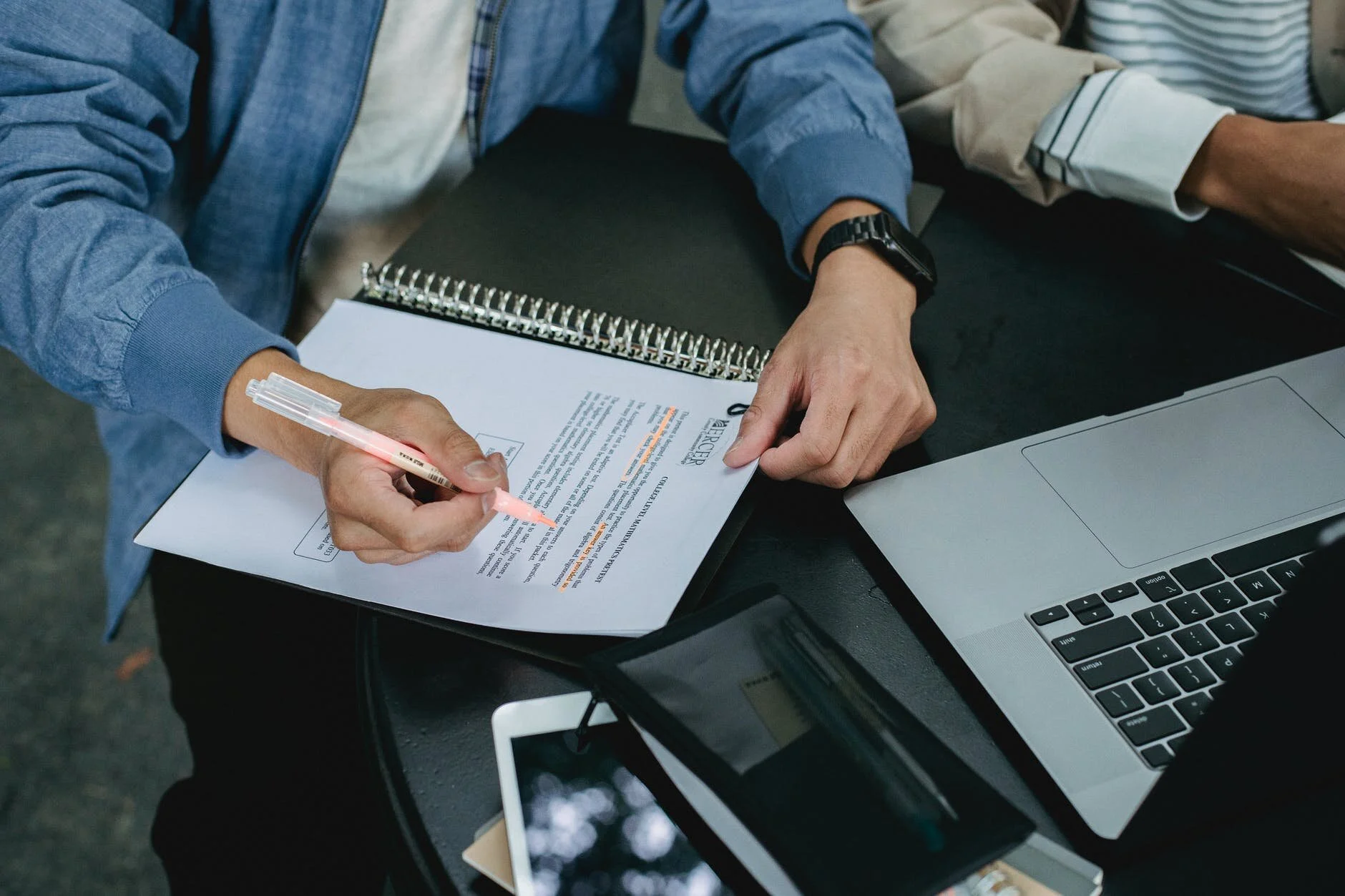 IELTS Tips: Skimming vs. Scanning