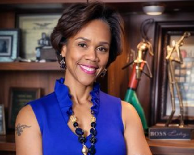 COACH TAMI VIENN ALLEN • Therapist &amp; Cycle Coach
