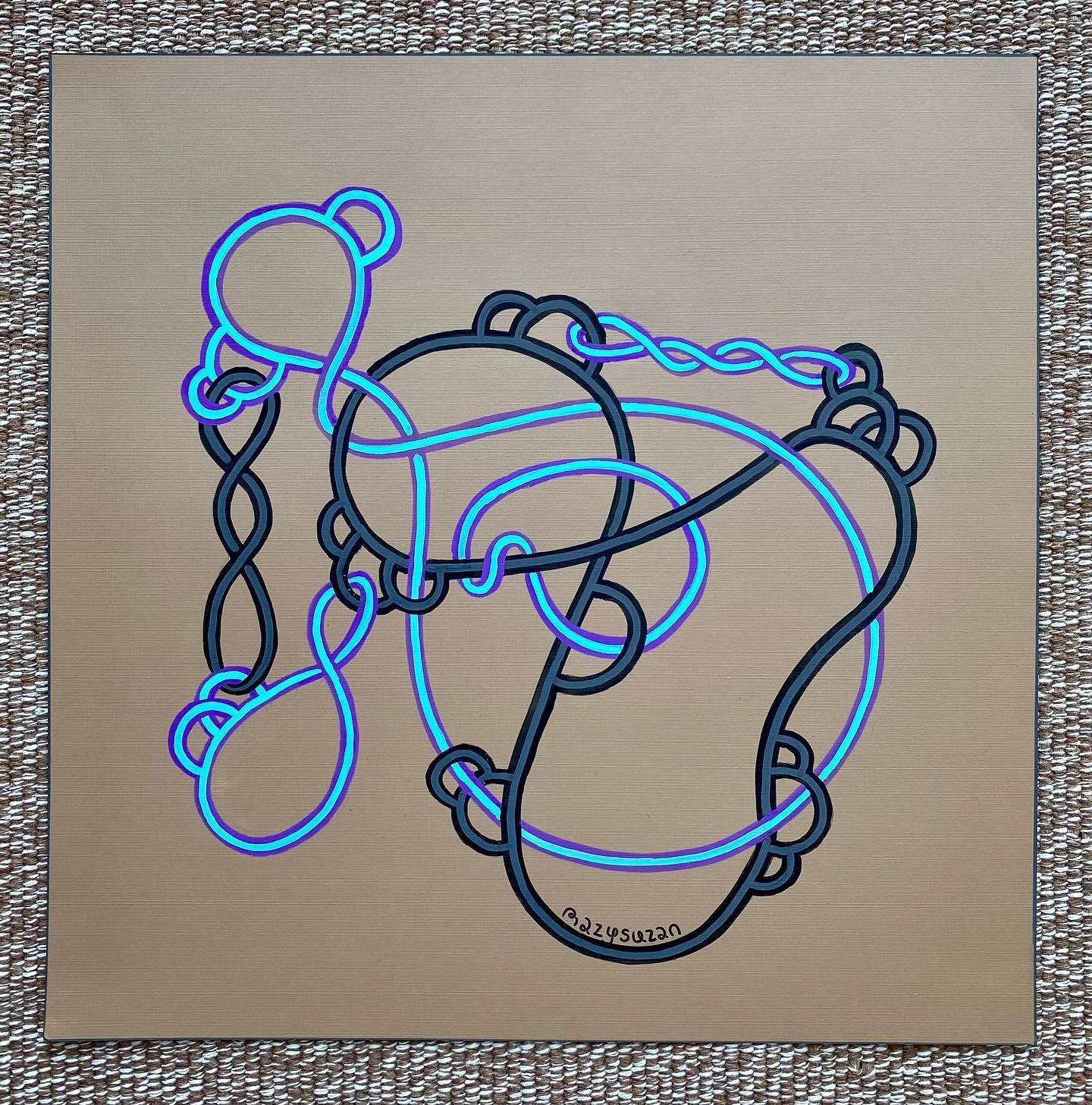 Dangle Tangle - Freestyle paint action! I find enormous joy in attempting to uncover cohesiveness from within something messy and chaotic ππͺ’
#lineart #linedrawing #twist #tangle #tangleart #detroitart #posca #poscaart #paintmaker #paintpen