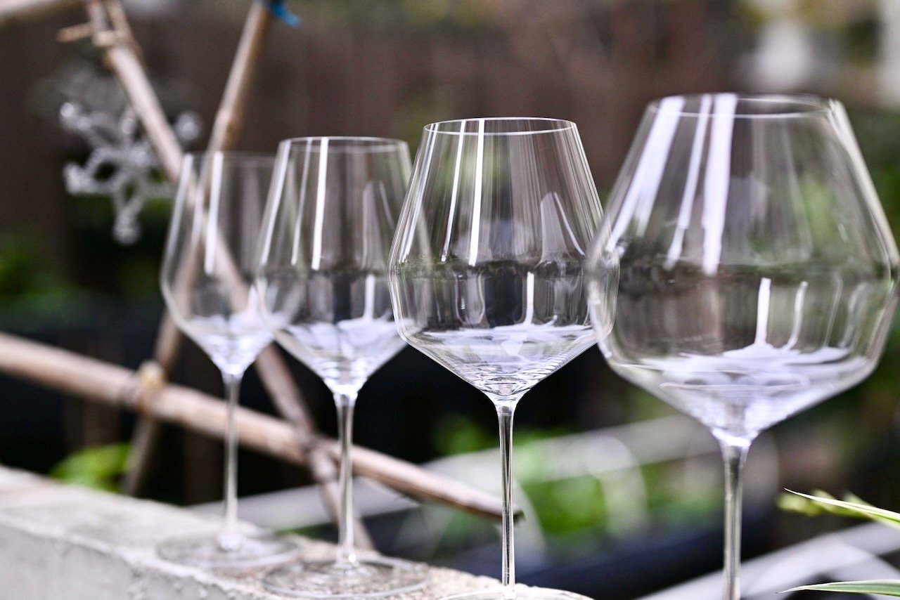 Mark-Thomas-glass-range-full.jpeg