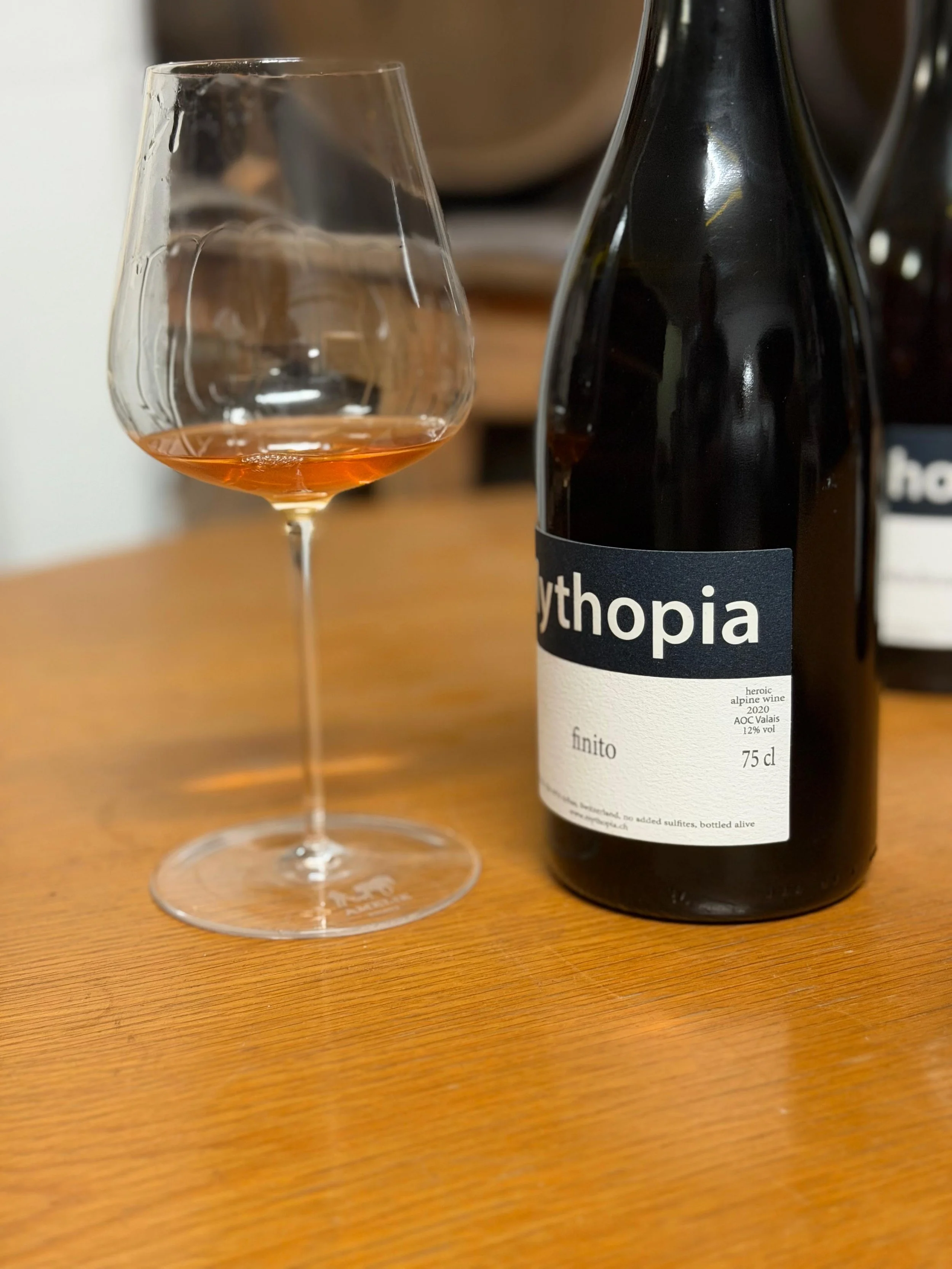 mythopia_wine_finito.jpeg