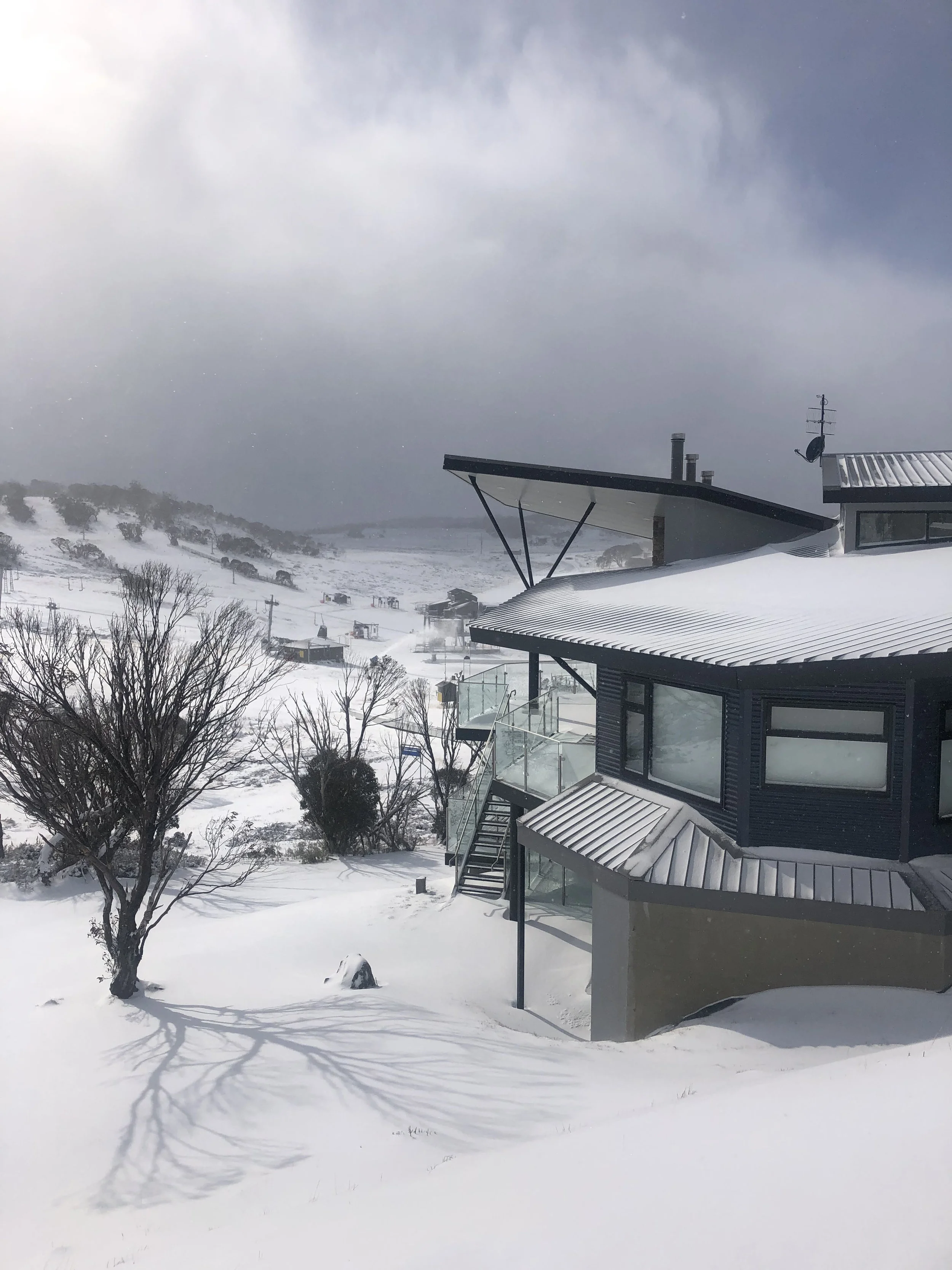 smugglers_smiggins_outside view.JPG