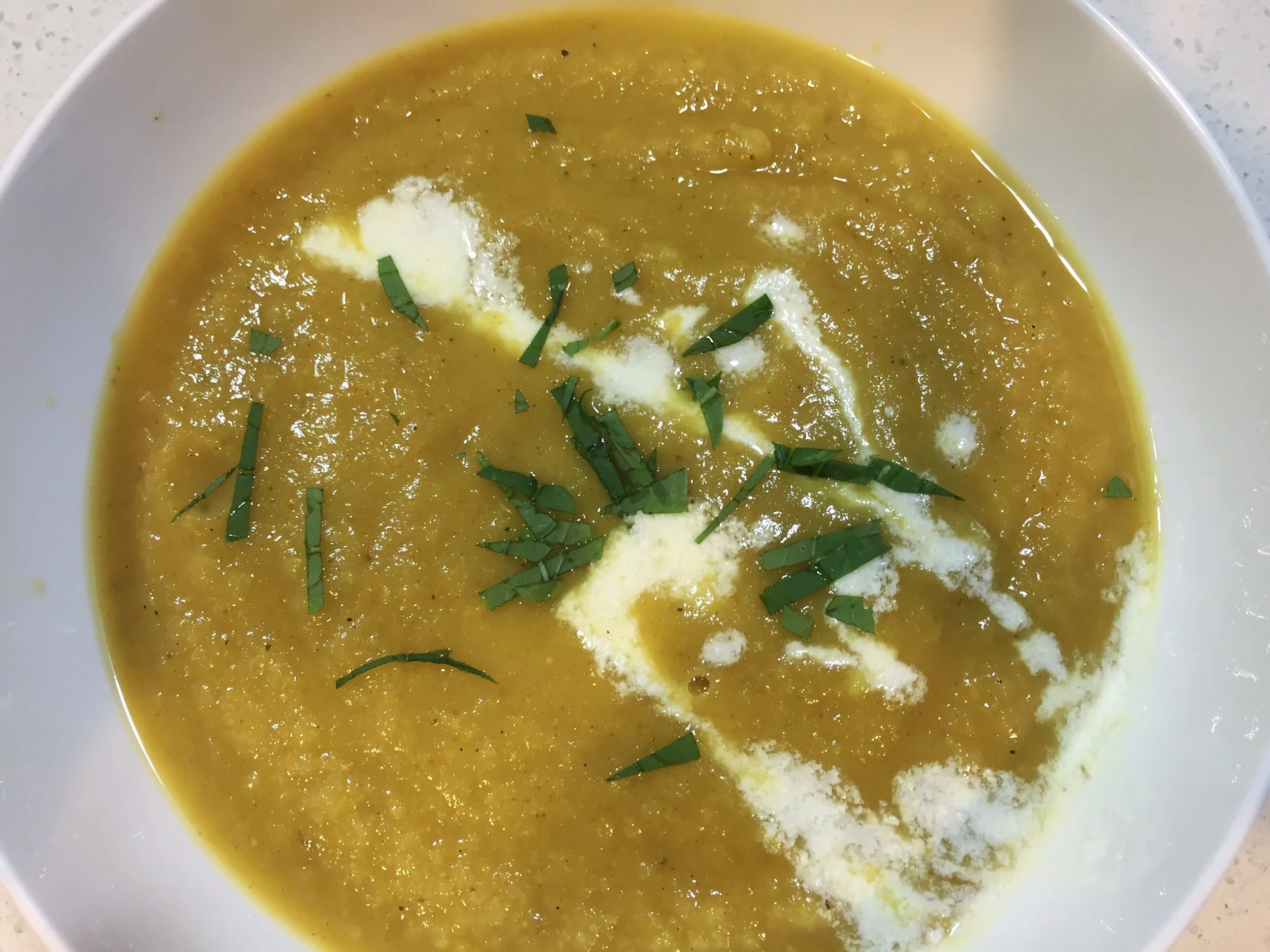Spicy parsnip soup with mint and natural yoghurt