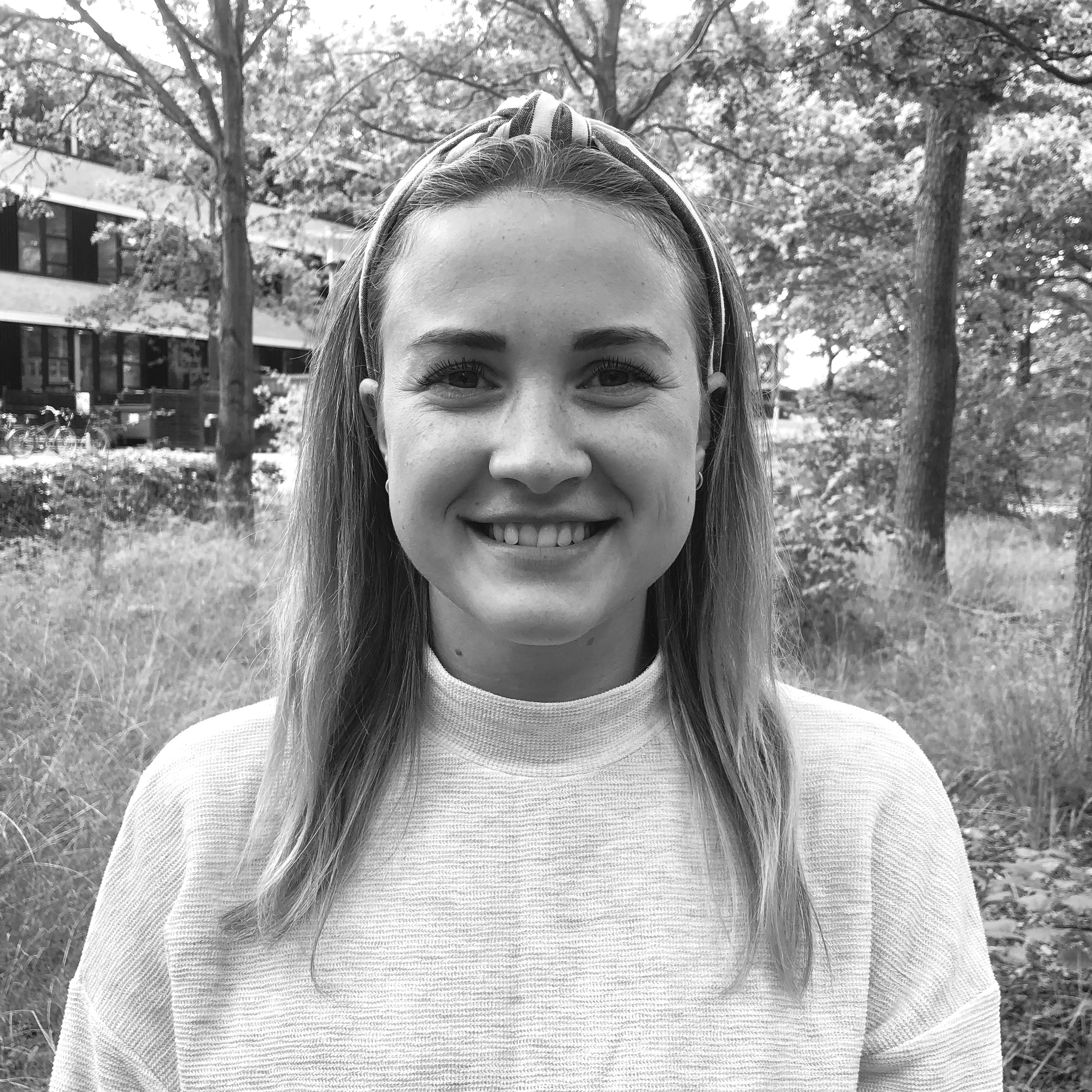 Anna Sauer Larsen Student Assistant anla@letsholo.com LinkedIn