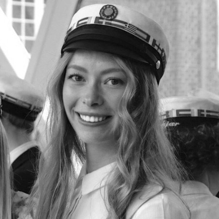 Siv Sørensen Student Assistant siso@letsholo.com LinkedIn