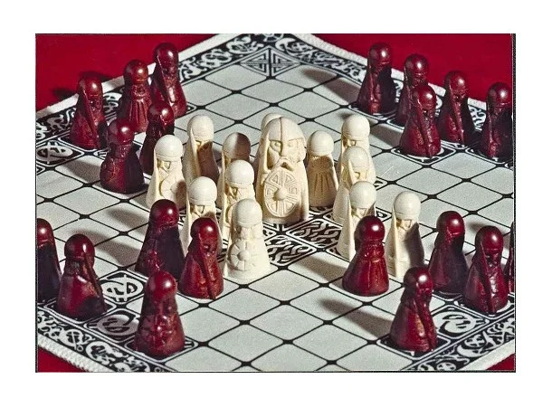 Hnefatafl.jpg