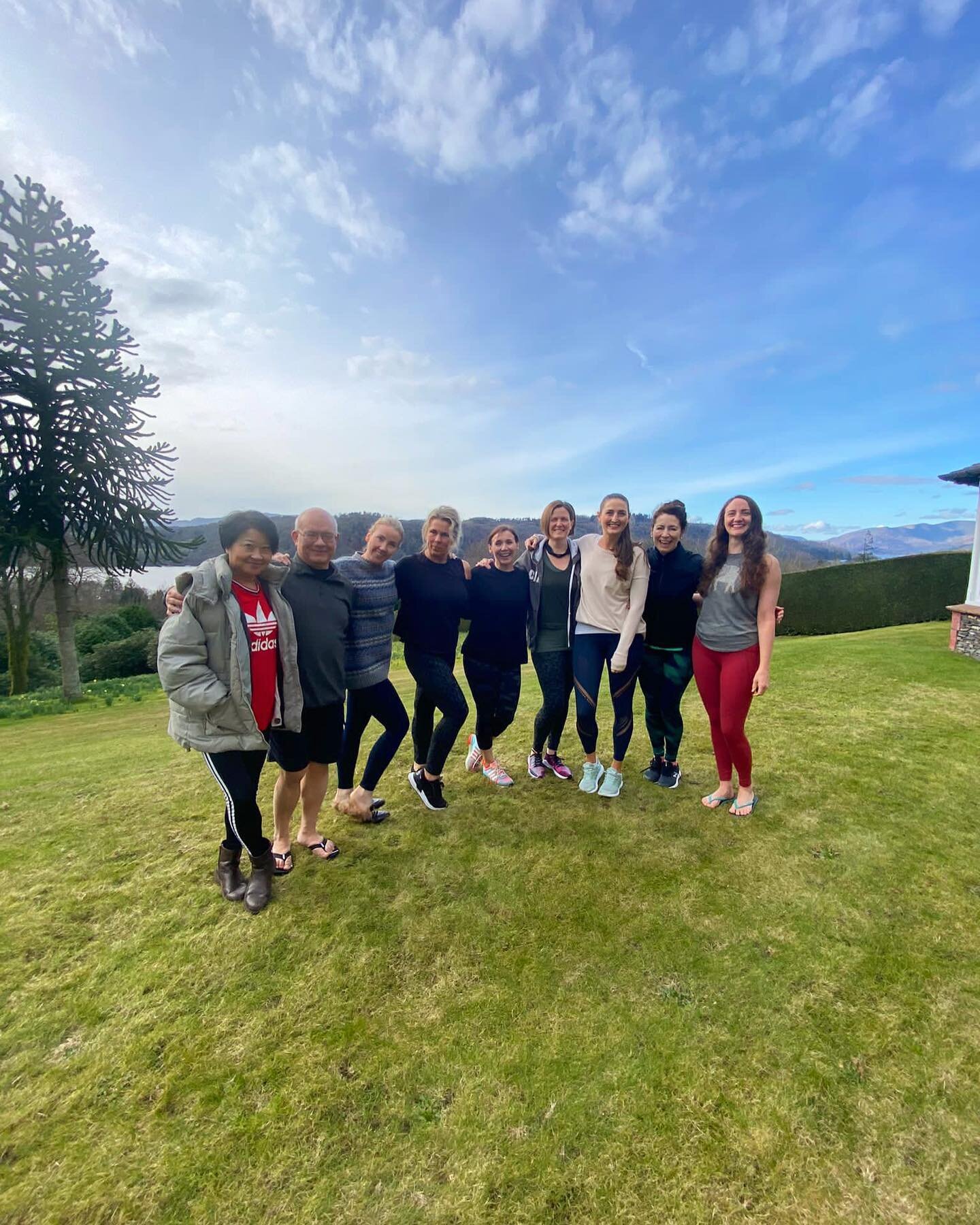 Thank you all for joining us for a beautiful weekend in the Lake District 💫 We enjoyed lots of yoga, AMAZING food, sound healing, saunas, swims, cold water immersion, deep relaxation, insightful discussion, guided meditations &amp; soulful connectio