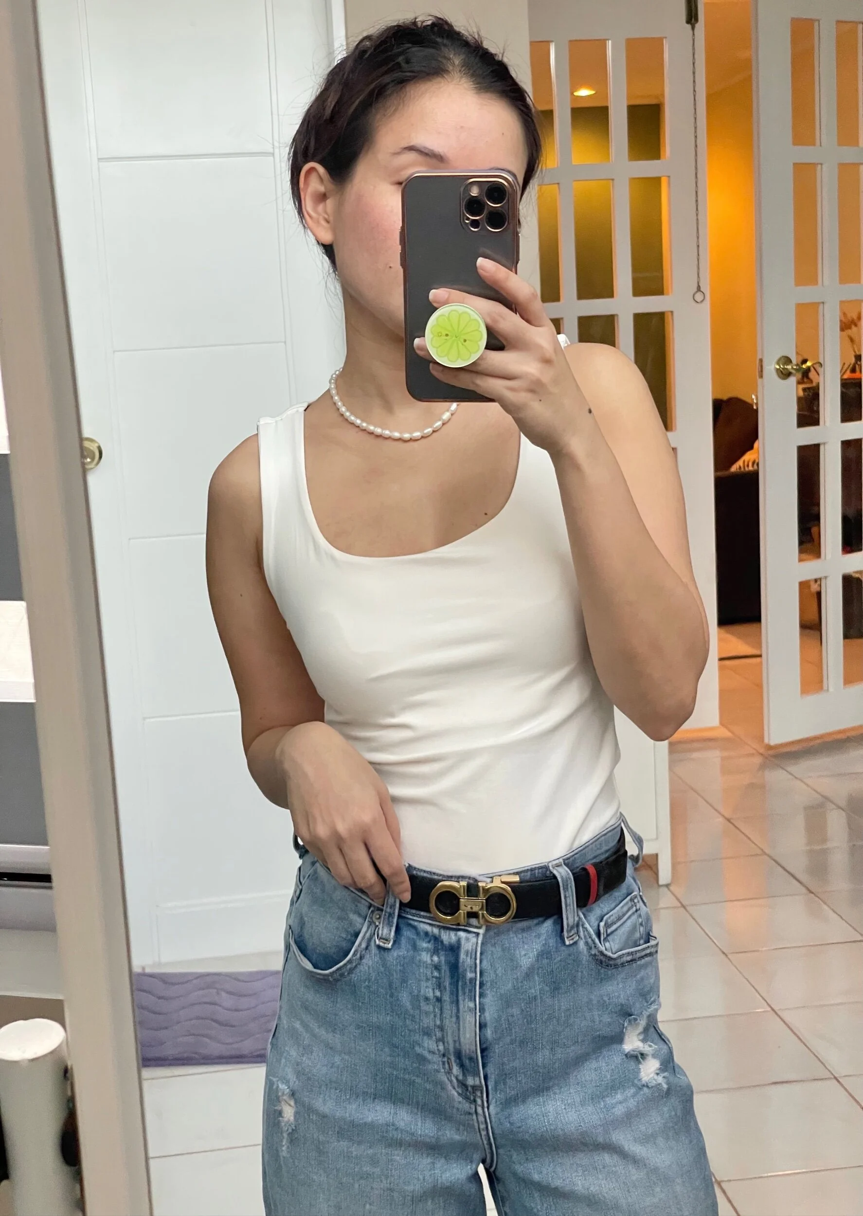 Zara: White Scoopneck top ( Got this one in black too)Zara: (old) brown sandals