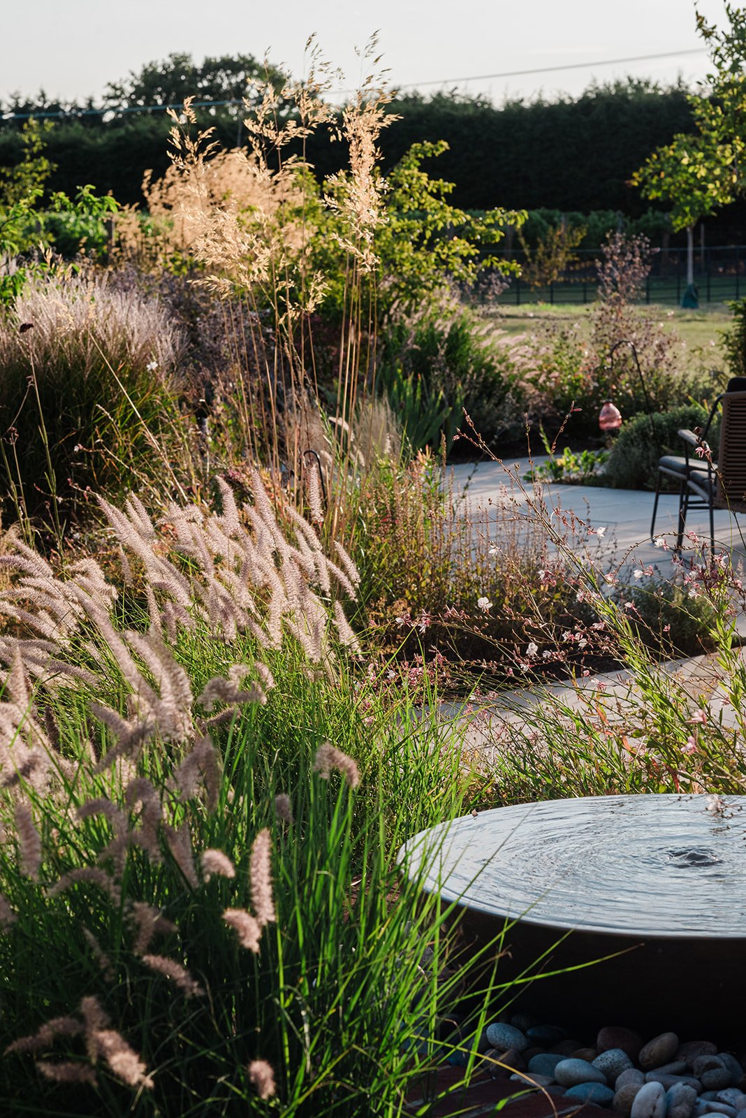 freear-and-fitch-courtyard-garden-design-in-dedham-by-rebecca-lewis-at-poshyarns-photography-37_websize.jpg