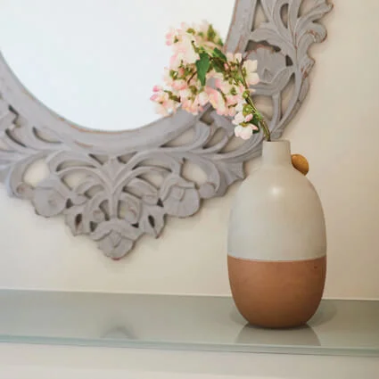 husk pill vase bronze grey