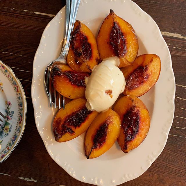 The last peach harvest of 2019. Regardless of how ripe or green your peaches are, you can stew them in some water, sugar and rose water for a peachy floral dessert that pairs well with creamy mascarpone cheese or some rustic full fat ricotta. So how 