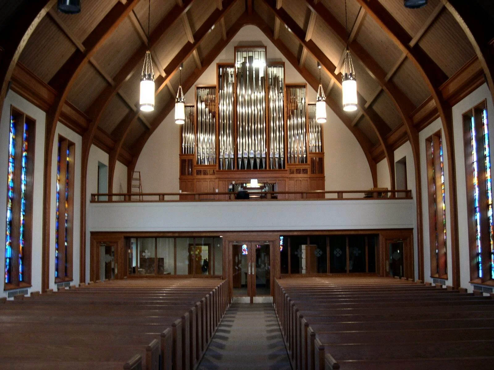 Church Renovation Accommodates New Organ
