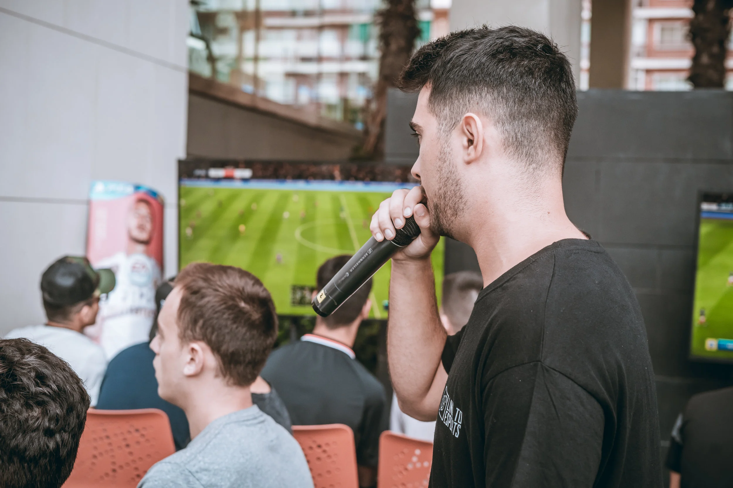 Link_to_esports_fifa_day1-22.jpg