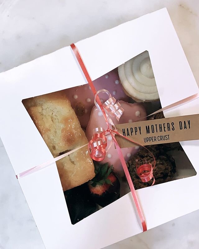 Celebrate Mom this Mother&rsquo;s Day with her Upper Crust favorites 💞Mother&rsquo;s Day Boxes, Spinach, Cheddar &amp; Mushroom Breakfast Quiche, Chocolate Covered Strawberries, Pies &amp; Cookies. 
Pre-Ordering available now through Friday, May 8th