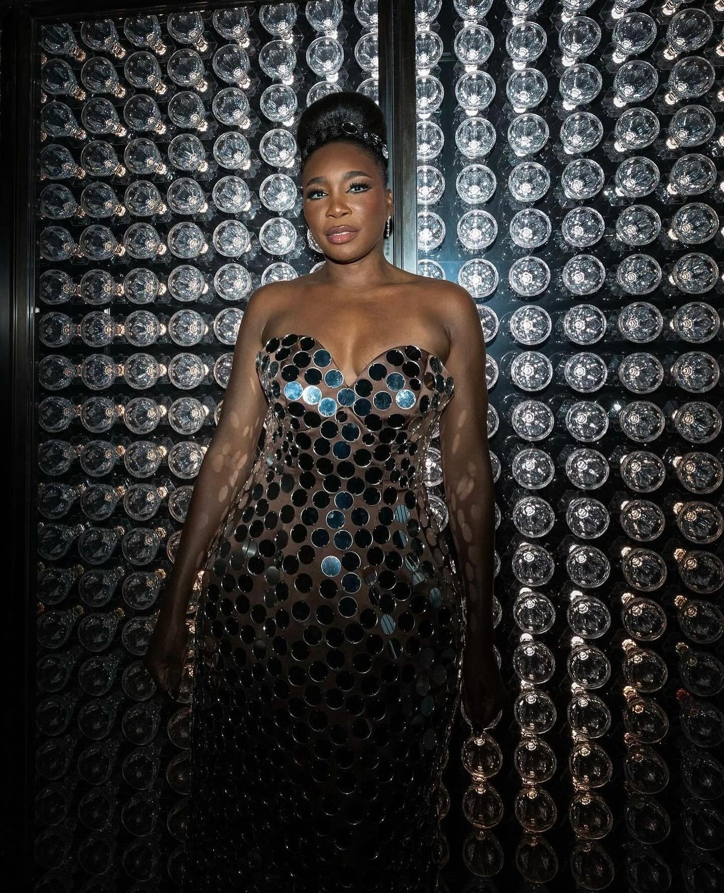 Thank you @marcjacobs for allowing us to collaborate on @venuswilliams stunning 2024 Met Gala gown🪩✨ 
.
.
NYES meticulously embellished this gown with mirror disks. Swipe right to see our work before it left our studio🖤🪡
.
#venus #metgala2024 #mir
