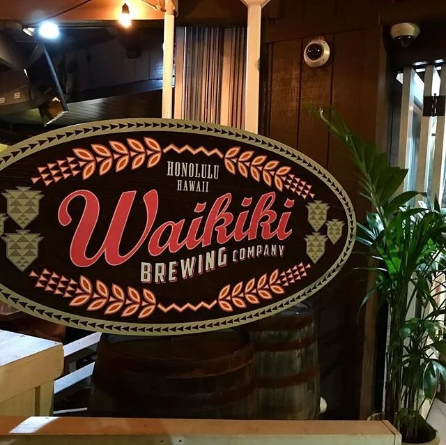 Throwback to a year ago, when vacations weren&rsquo;t taboo and restaurants buzzed. Cheeseburger Waikiki was one of my favorite allergy-friendly meals in Hawaii! Pro tip: Stir mai tai&rsquo;s before consuming, especially after a long afternoon hiking