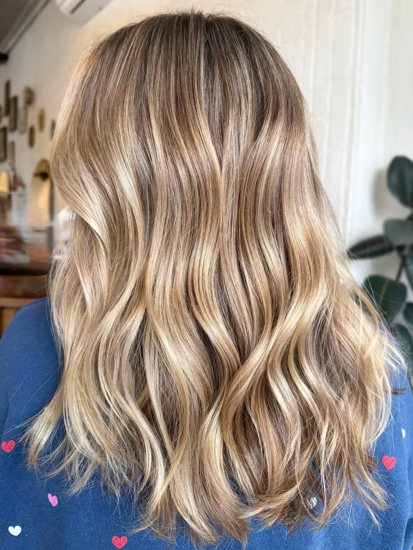 Just another gorgeous blonde ✨
&bull; hair by Sydney @stotka_styles &bull;