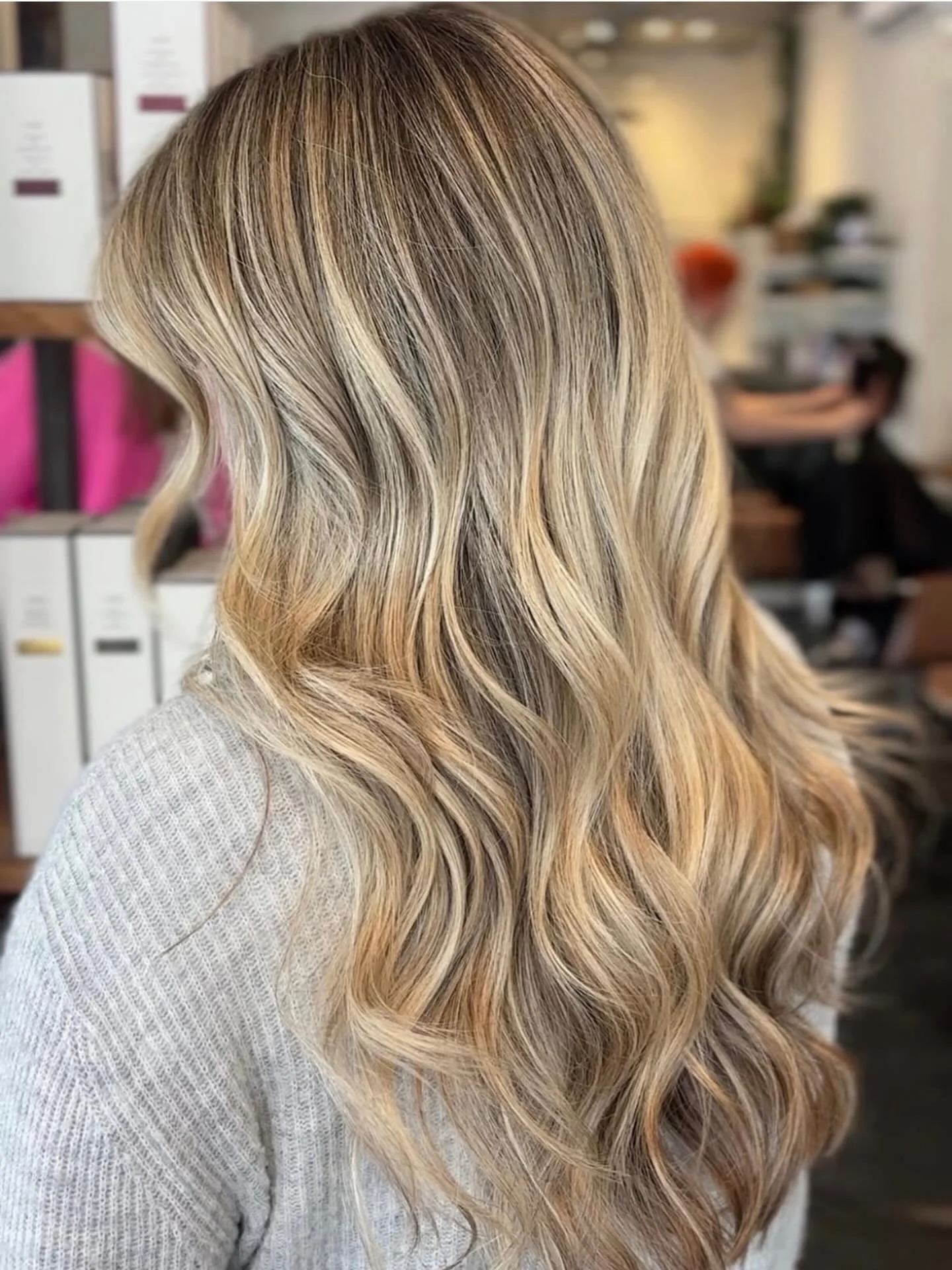 Buttery smooth blonde ✨
&bull; Color by Maggie @sterlingblonde &bull;
