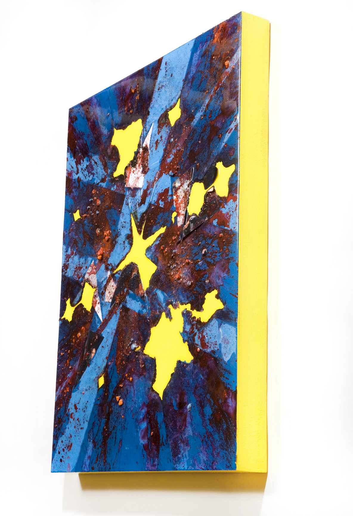 SERIE I, Untitled SIDE VIEW (blue/yellow), photographs, photo background paper, chalk, spray paint, packing tape, powder drink, glue, epoxy resin on wood panel, 16"x20"x2", 2019