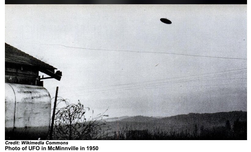 1950 UFO McMinnville.jpg
