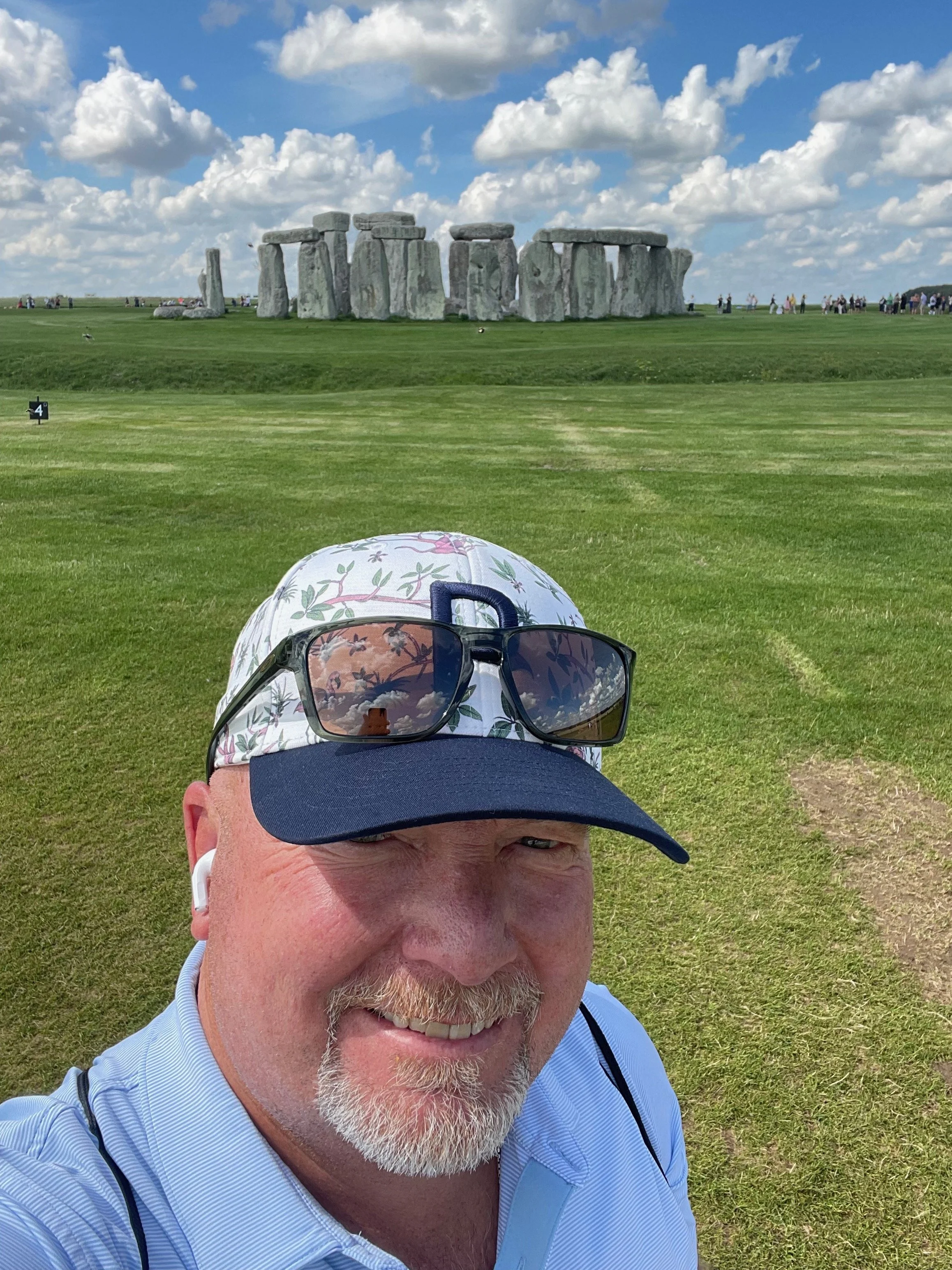 Bigfoot TIW 212 Croatian Bigfoot Encounter and a visit to StoneHenge