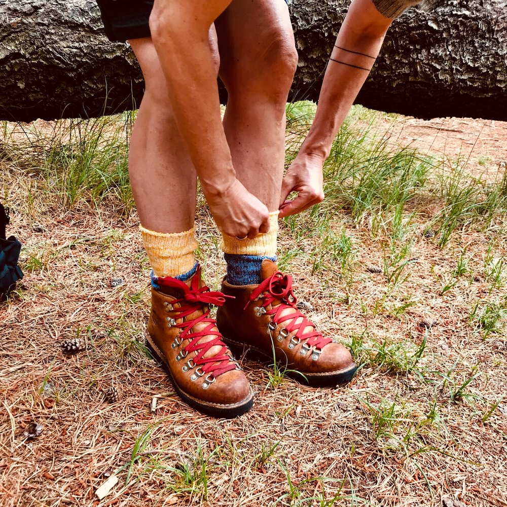 Woman S Mountain Light Cascade Slow Walk Store