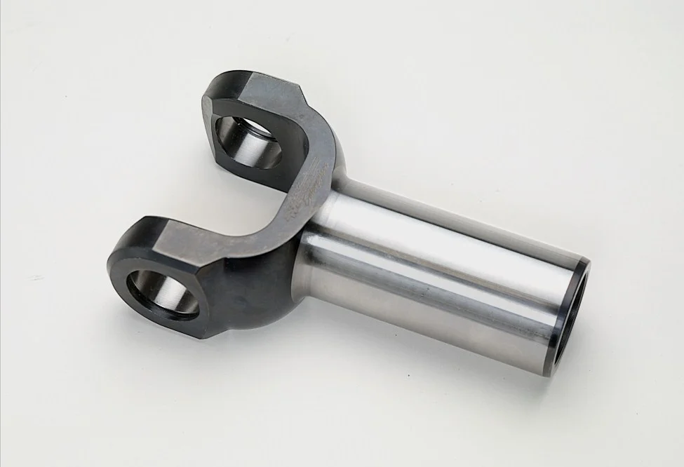 Bearing-style-Yoke-for-Powerglide-and-Turbo-400-Tailhousings-1480-U-Joint.jpg