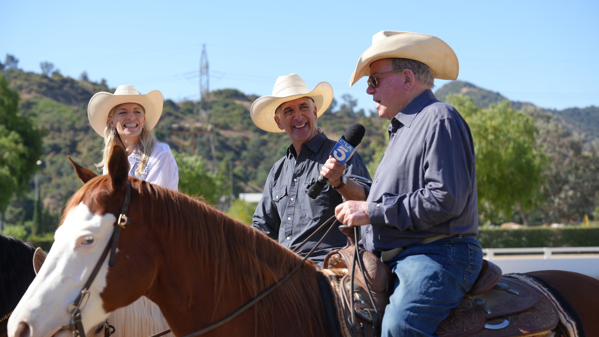 KTLA Channel 5 News Returns to LAEC for the Hollywood Charity Horse Show with William Shatner