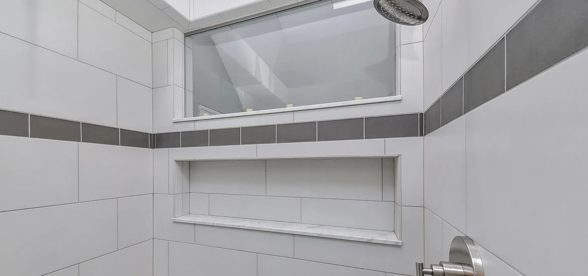 Top-Trends-in-Bathroom-Tile-Design-6_Sebring-Services.jpg