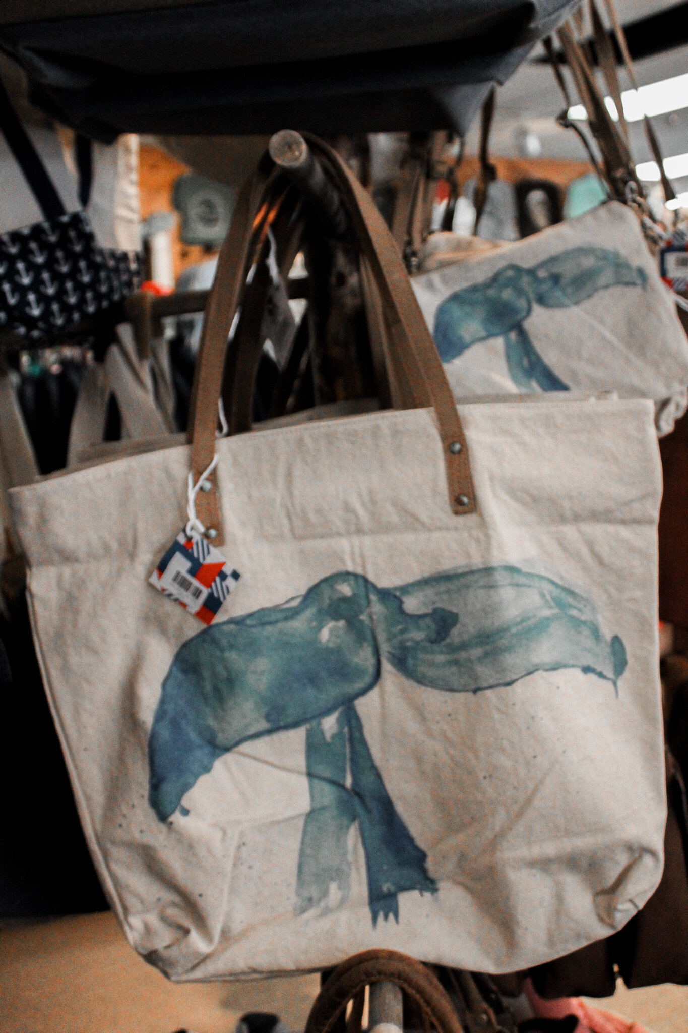 BATELA WHALE BAG.JPG