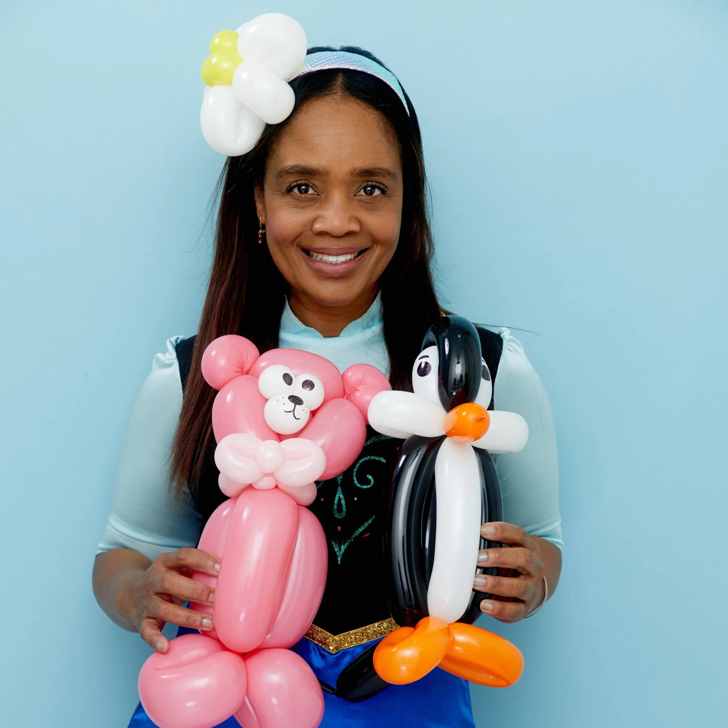 Balloon Twisting at Kumon Events Toronto | Miss Cypriana