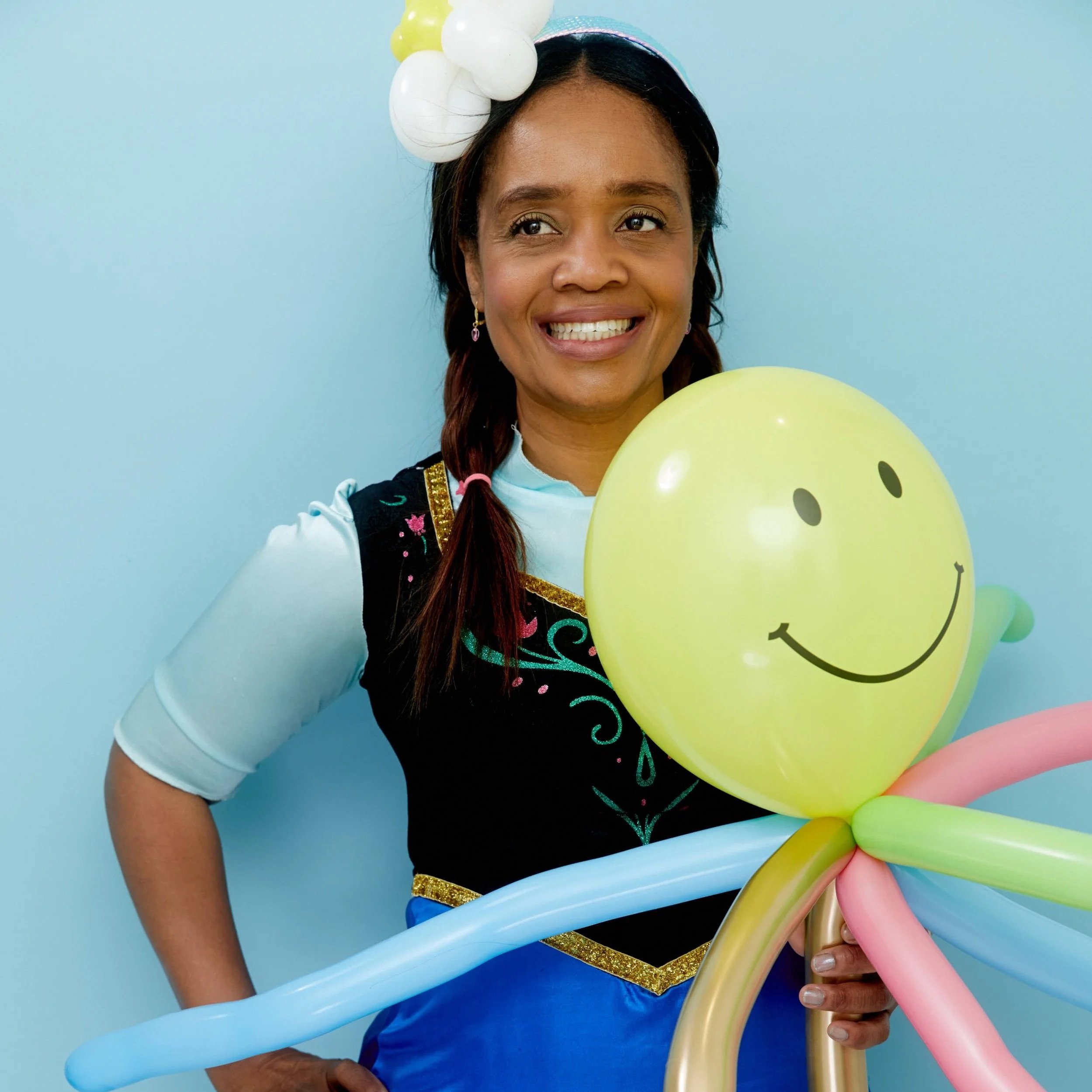 Balloon Twisting at Tiny Town Toronto | Miss Cypriana