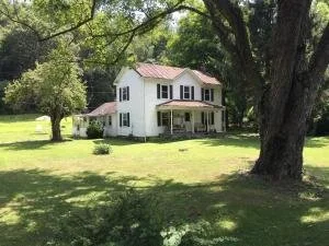 258 Lower Yard Rd Millboro, VA 24460