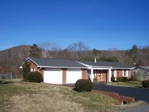 420 Winding Way Covington, VA 24426