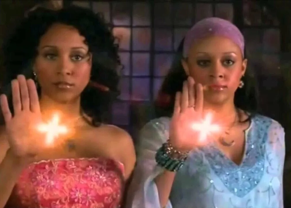 I Watched Twitches For the First Time (Disney Channel Original Movie