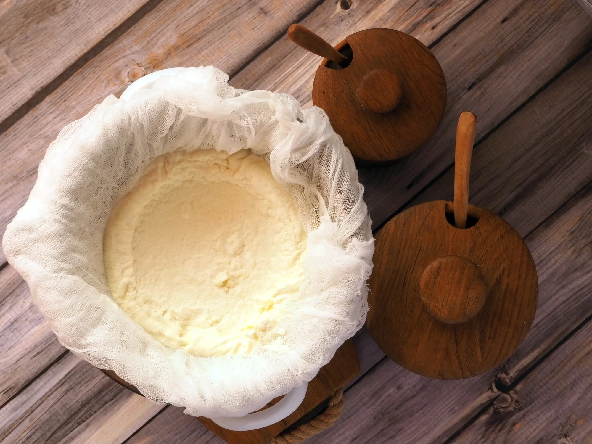 Straining Homemade Yogurt: Three Tried-and-True Techniques from My Countertop