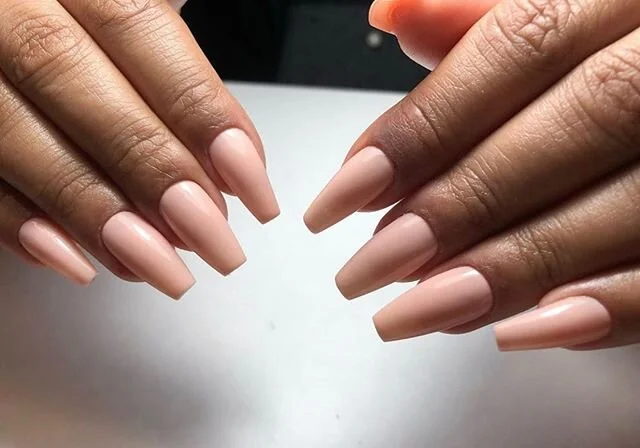Naturally nude ✨
.
.
.
.
.

#semilac #semigirls #semilacnails #lakieryhybrydowe #paznokcie #paznokciehybrydowe #hybrydy #manicure #glitternails #pinknails #ombrenails #pink #almondnails #solihull #followforfollowback #like4likes #nailsofinstagram #na