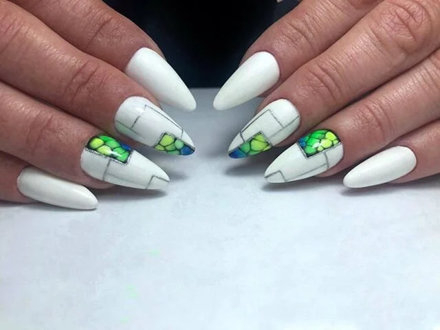 Neon Nights and Days 💚💙
.
.
.
.
.
#semilac #semigirls #semilacnails #lakieryhybrydowe #paznokcie #paznokciehybrydowe #hybrydy #manicure #glitternails #pinknails #ombrenails #pink #almondnails #solihull #followforfollowback #like4likes #nailsofinsta