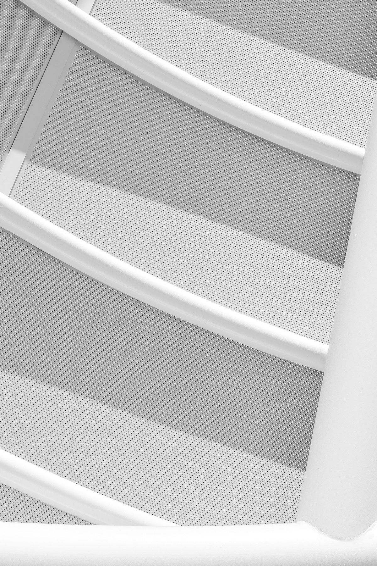 Vallejo Transit Center shelter detail (Vallejo, CA)