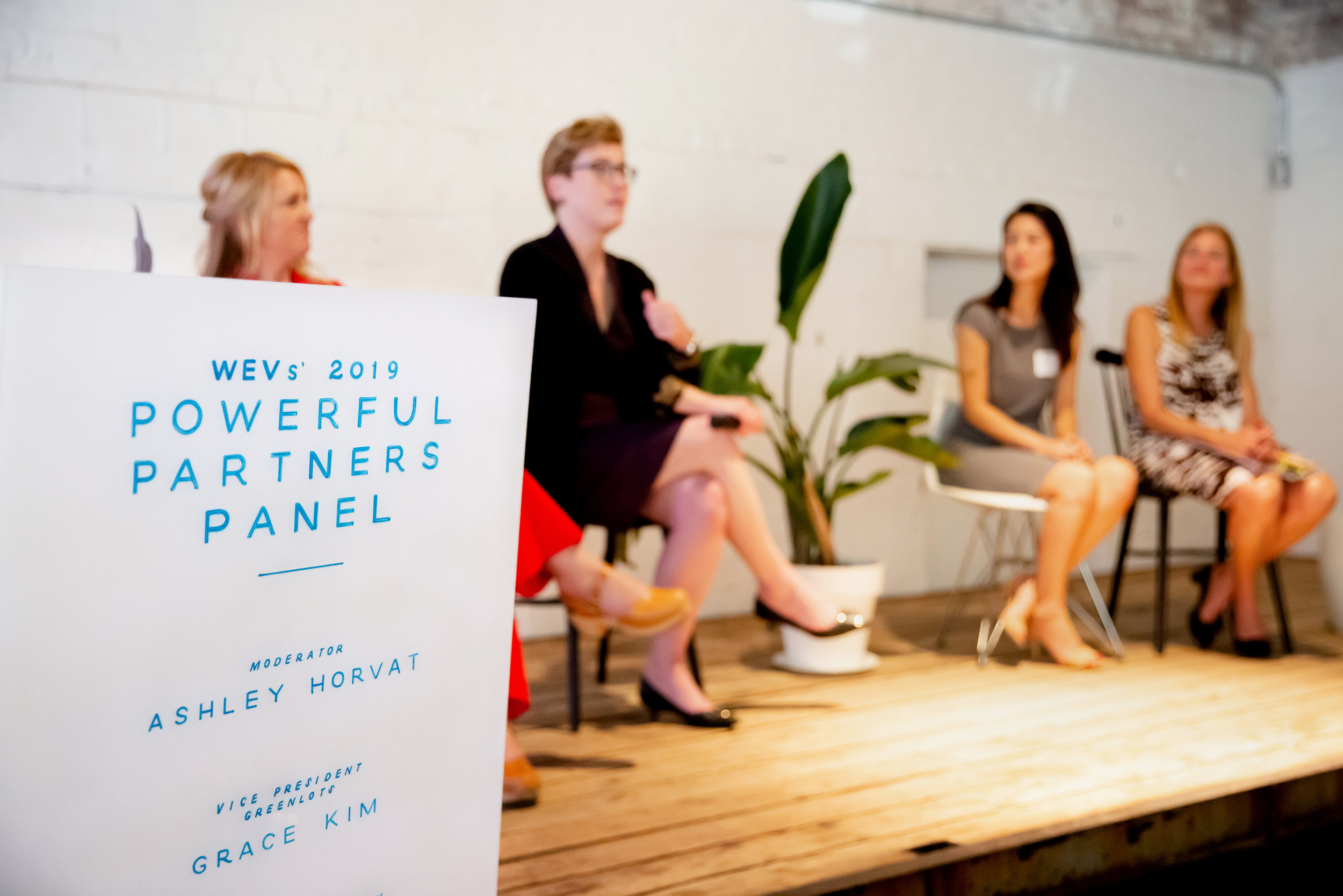 Women_of_EV_Annual_Summit_2019-8175.jpg