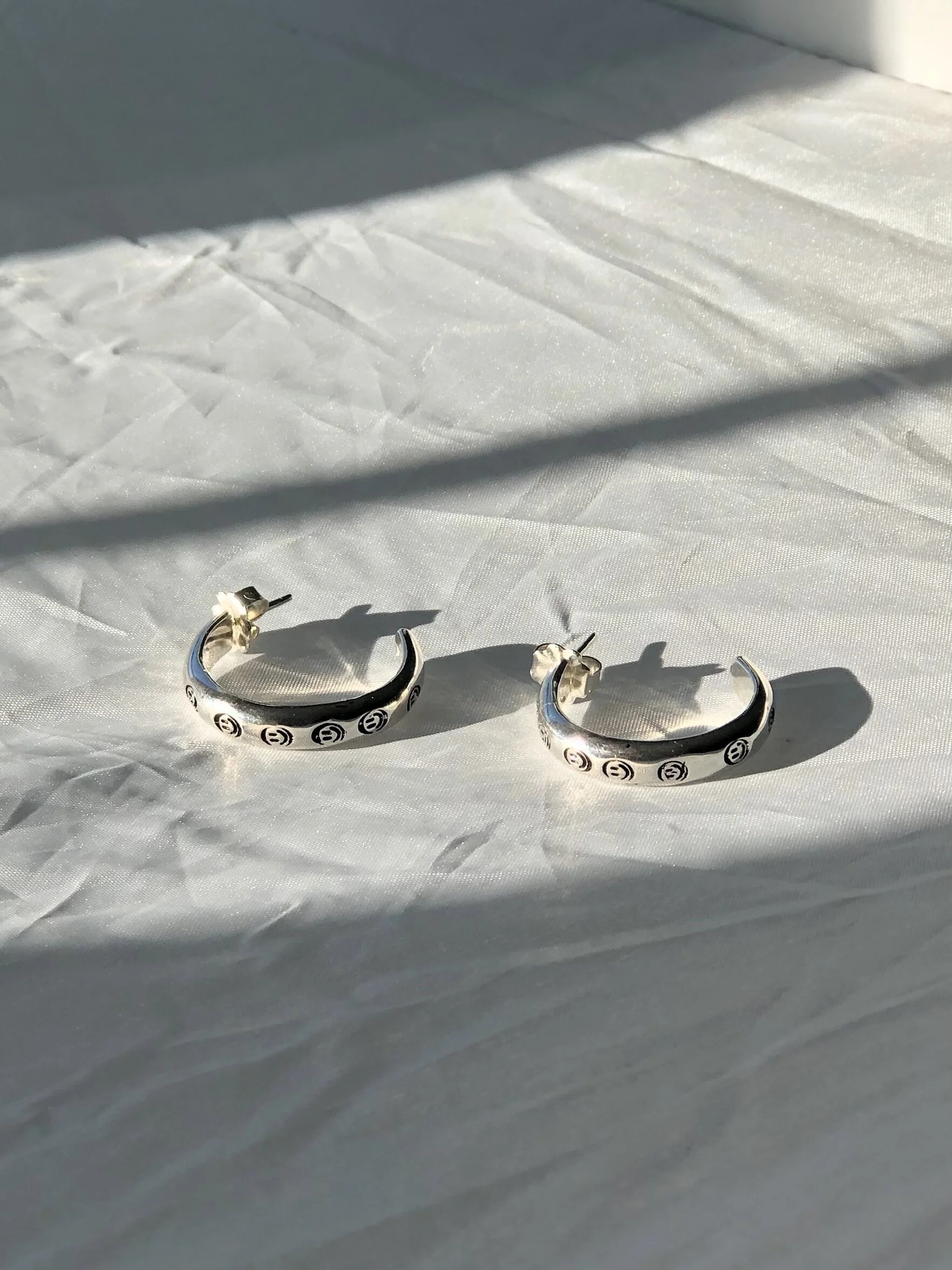 E16D6DF2-1472-489A-83B4-8A30FB6910EF