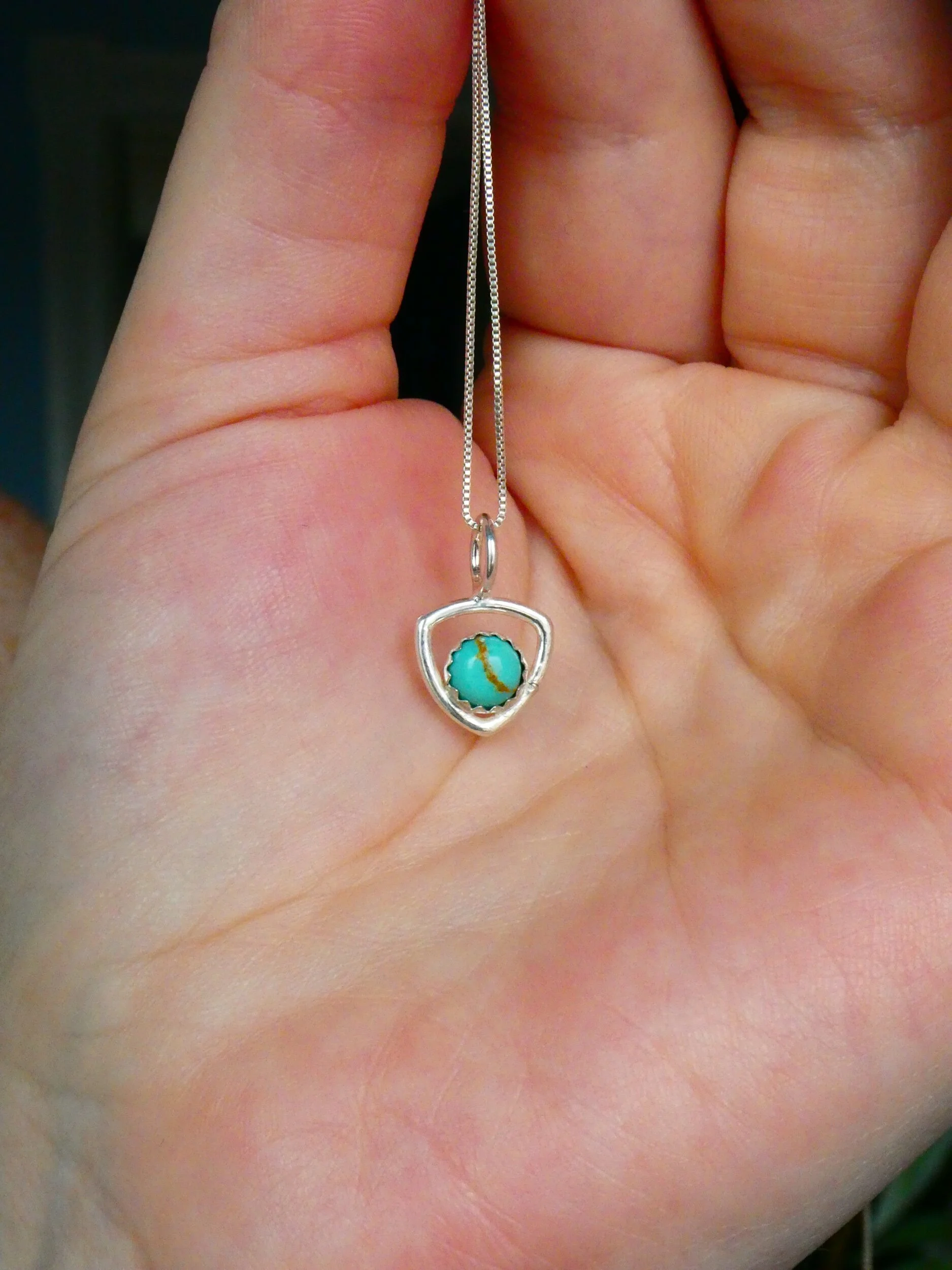 8A2E17D2-7688-4D6D-B685-C6B1D4DF52E0