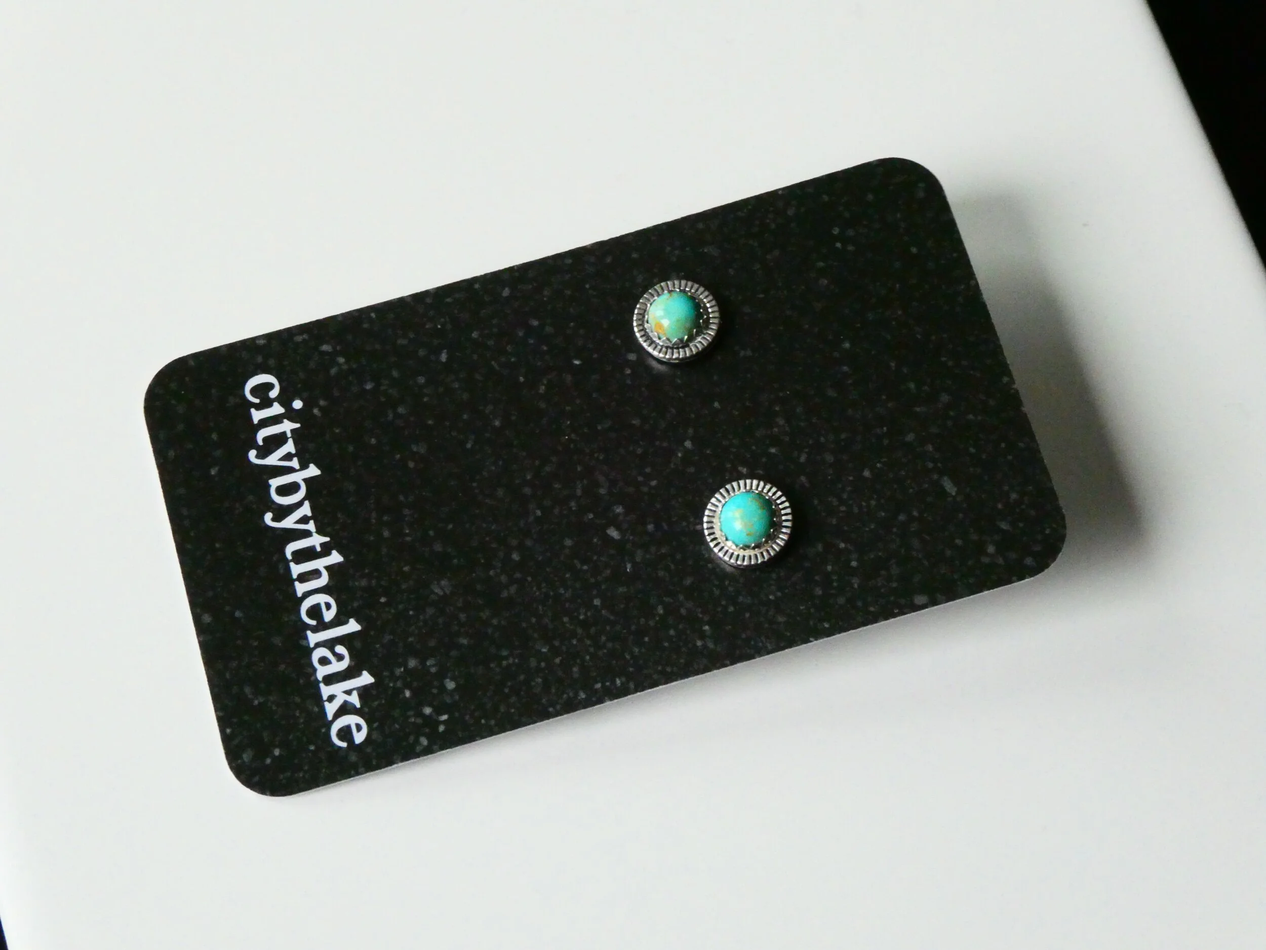 9F9C5B2D-65A1-4965-B2C8-880D2A3A5E2F