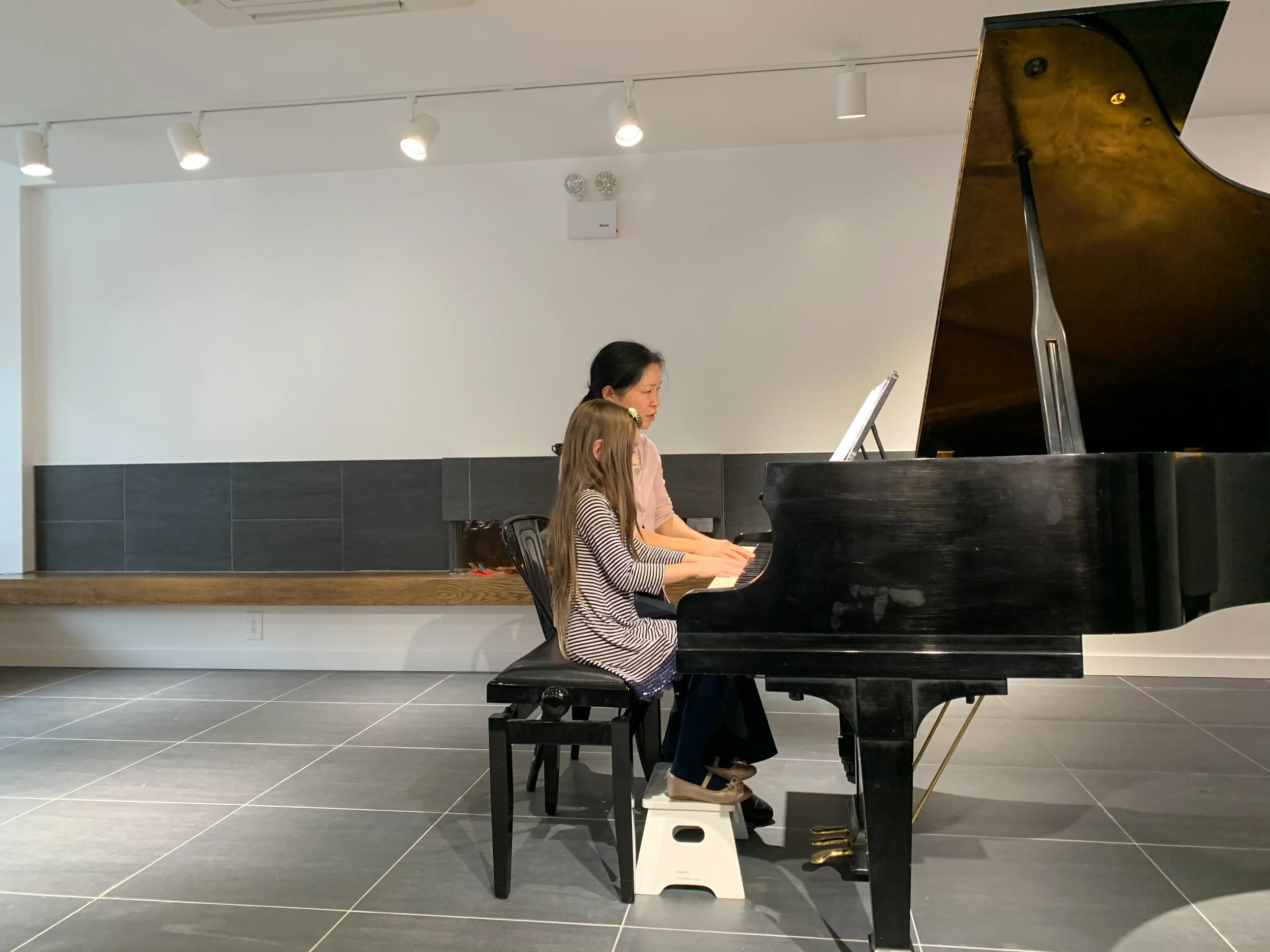 piano-student-and-mom.JPEG