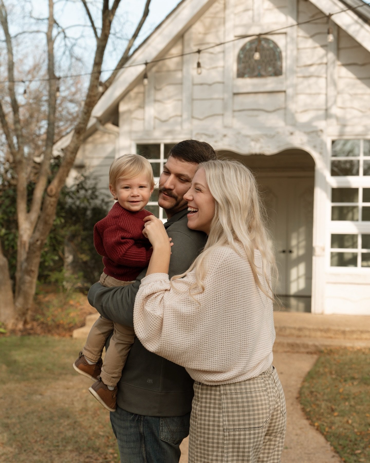 a sweet family session &mdash;

keywords -
family, couple, documentary, storytelling, photography, photographer, wedding photographer, family photographer, dallas family photographer, documentary wedding photographer, authentic, texas family photogra