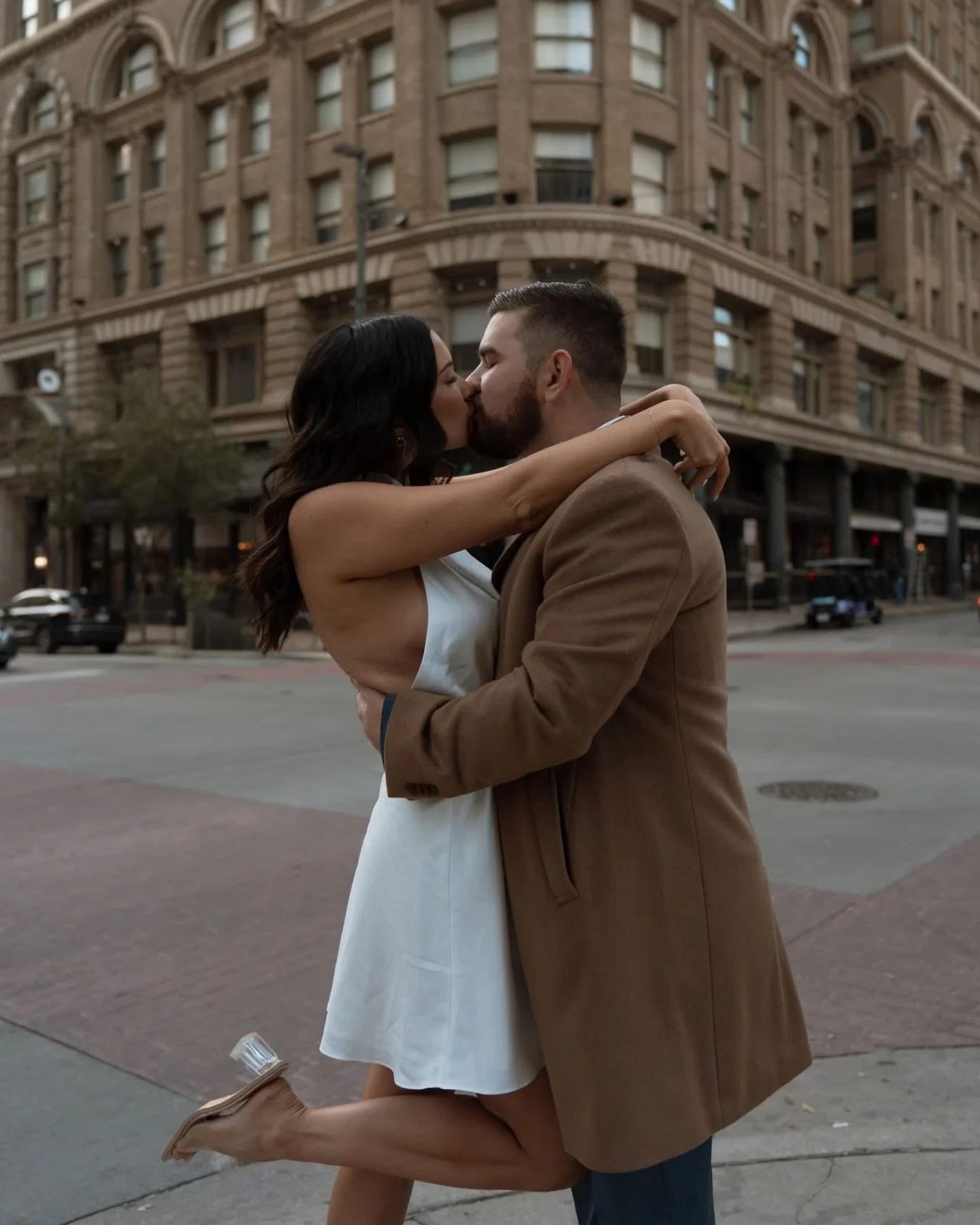 Downtown Dallas with Kerri + Spenser - love this engagement session and couple. 

*did you know* my 8 hour photo package includes free engagements? It&rsquo;s the perfect time for us to get to know one another before your wedding day, to familiarize 