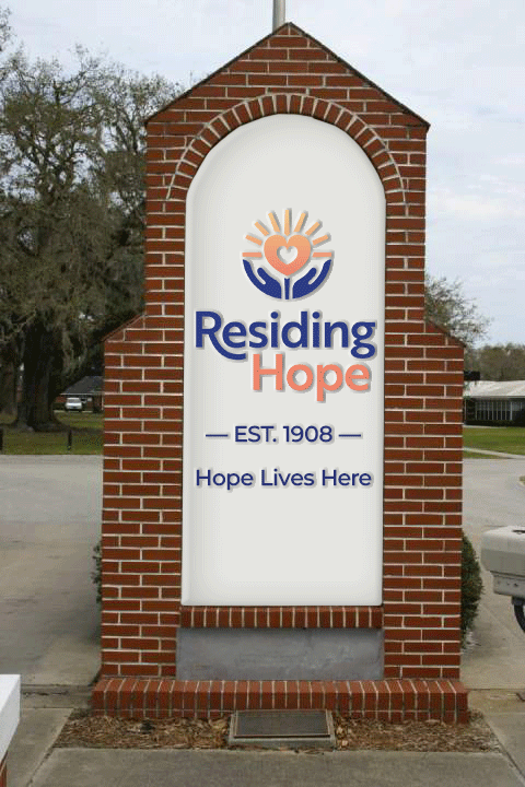 Entrance_HeartRaysCross.png