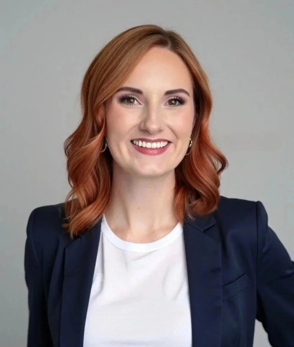 Hanna Van | Purchasing and Business Development 