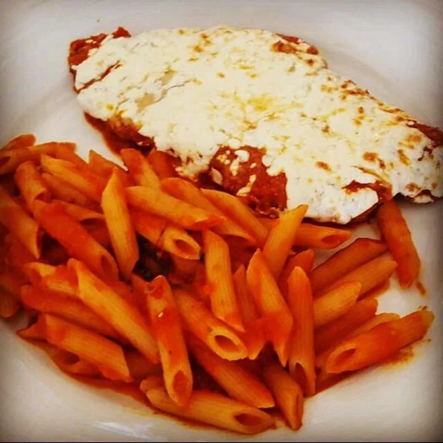 Chicken Parm - Pan fried cutlet, pomodoro sauce, fresh mozzarella. Who can resist? Get it delivered via Uber Eats. Complimentary bottle of wine with Pick-Up Orders over $40. Call for details.. Visit us at ilFornettoRestaurant.com to view our menu and call 718-332-8494 to place your order. Open Daily from 5 to 9pm. We appreciate your support! Stay safe!

#ChickenParm #ComfortFood #WineLovers #WeAreOpen #TakeOutandDelivery #UberEats #ItalianFood #ItalianRetaurants #ilFornettoBklyn #SheepsheadBay #Brooklyn